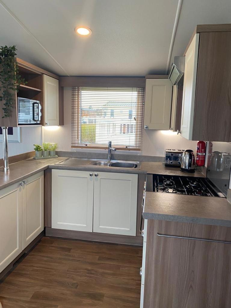 Haven Haggerston Castle Caravan Hire Cheswick  外观 照片